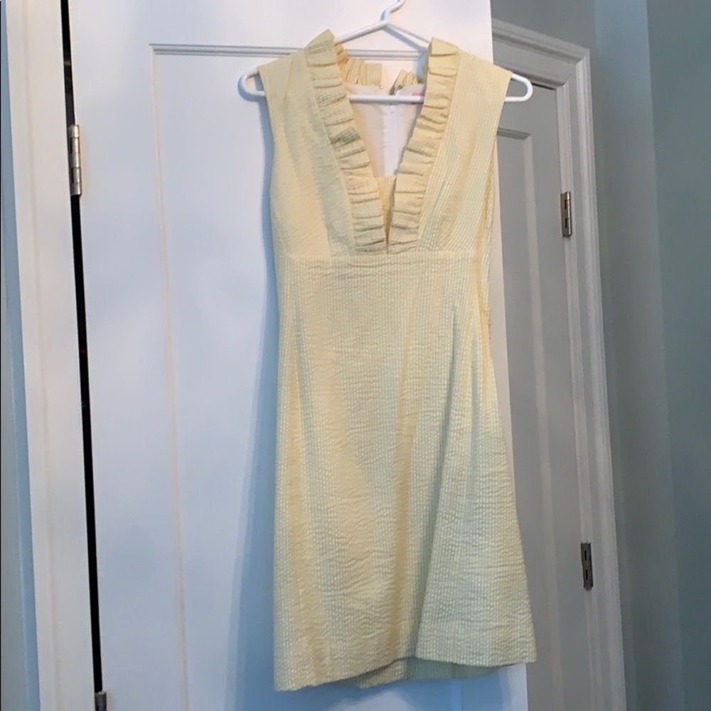 Lilly Pulitzer, size 2, seersucker dress